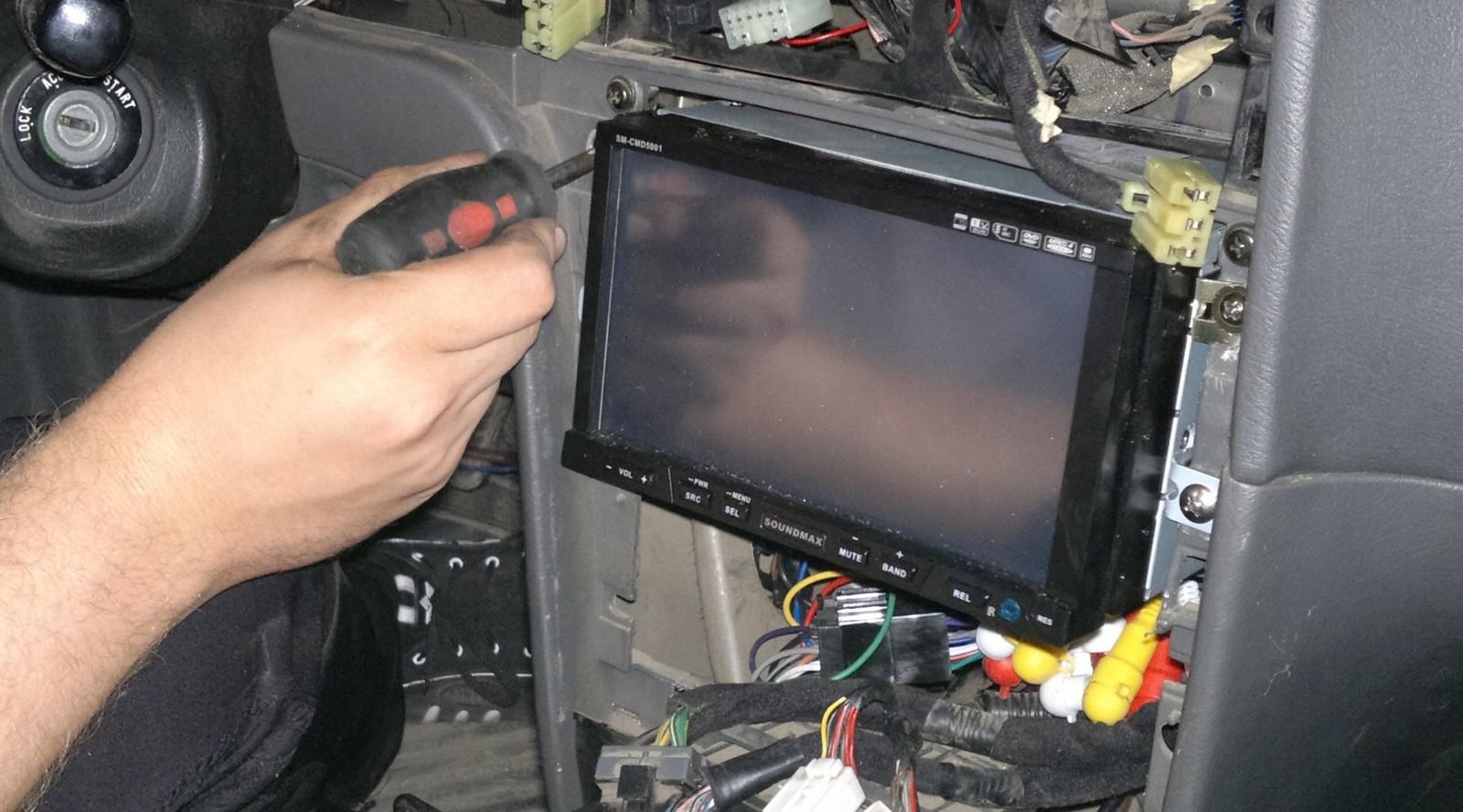 Установка автомагнитолы
