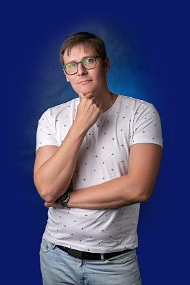 Шишкин Марк hover