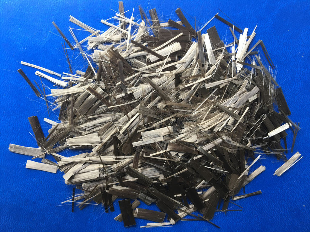 Можно ли добавить фибру в бетон вместо использования арматуры